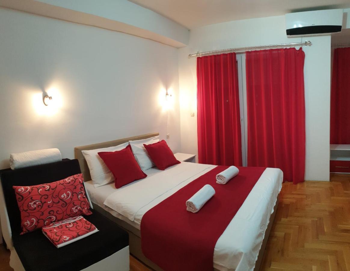 Front Beach Exclusive Apartments Struga Exteriör bild