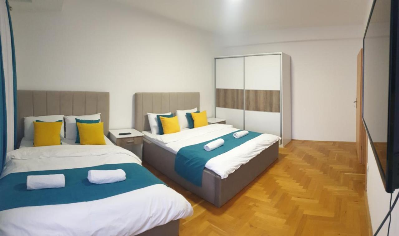 Front Beach Exclusive Apartments Struga Exteriör bild