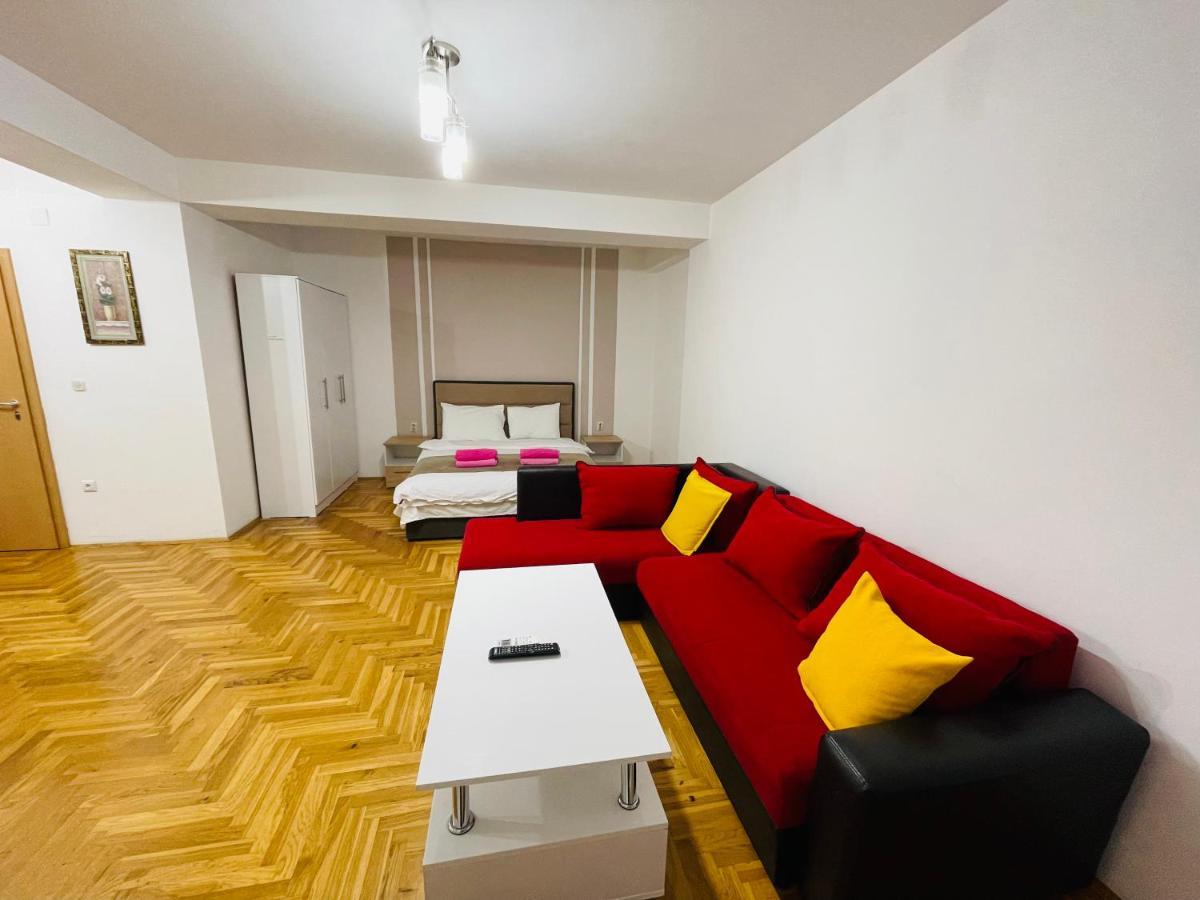 Front Beach Exclusive Apartments Struga Exteriör bild