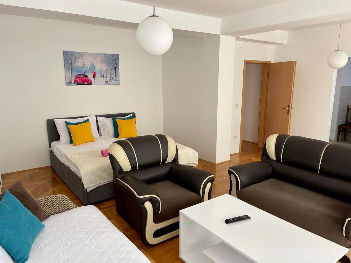 Front Beach Exclusive Apartments Struga Exteriör bild
