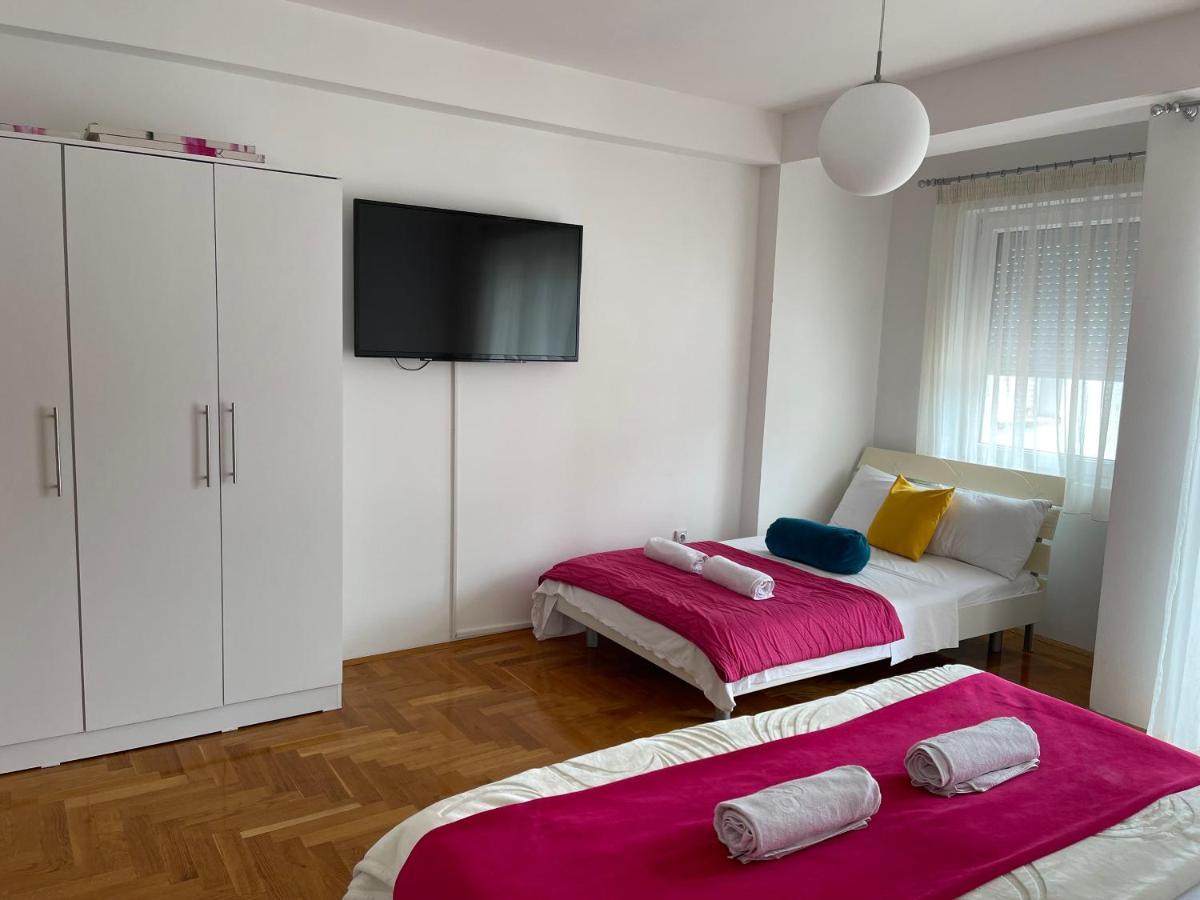 Front Beach Exclusive Apartments Struga Exteriör bild