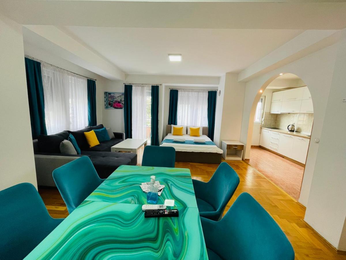 Front Beach Exclusive Apartments Struga Exteriör bild
