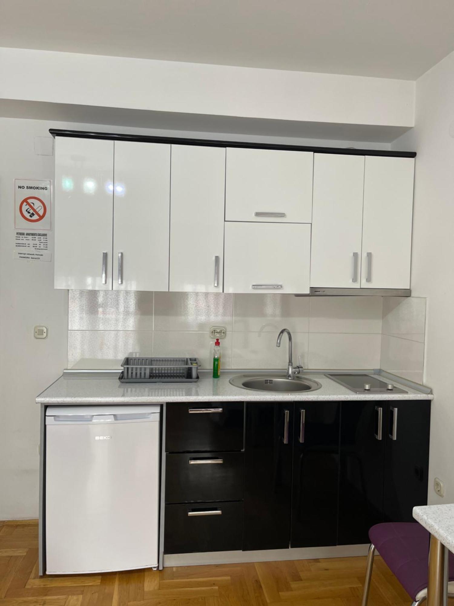 Front Beach Exclusive Apartments Struga Exteriör bild