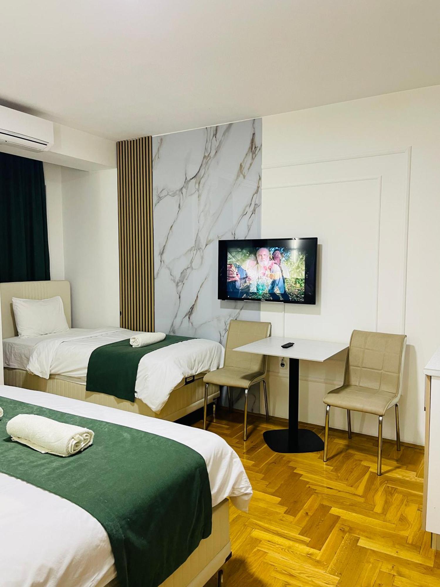 Front Beach Exclusive Apartments Struga Exteriör bild